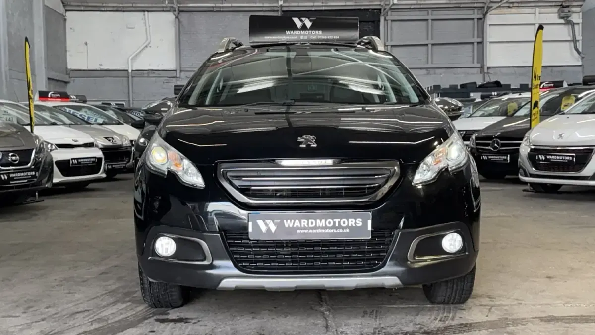Używany Peugeot 2008 Allure 2016 Czarny SUV