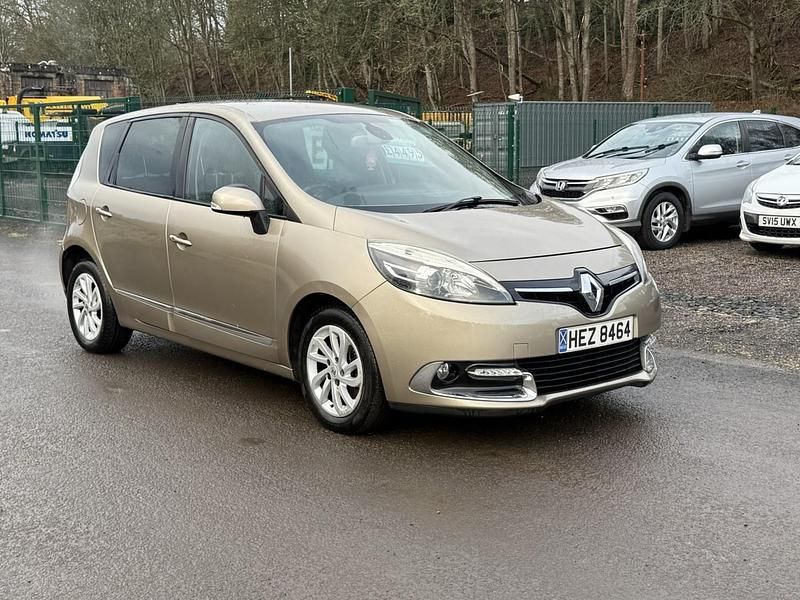 Used Renault Scénic III Dynamique 110 HP (80 kW) 2015 Beige MPV