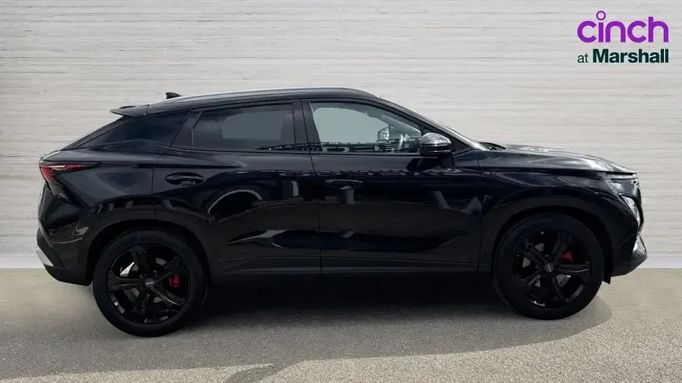 New Omoda 5 147 HP (108 kW) 2025 Black SUV