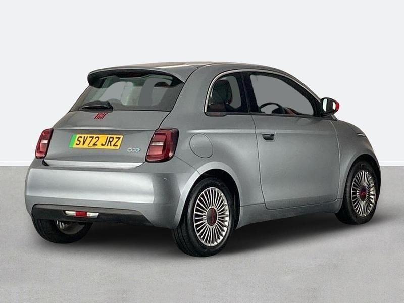 Used Fiat 500e Red 86 kW (118 HP) 2022 Grey Hatchback