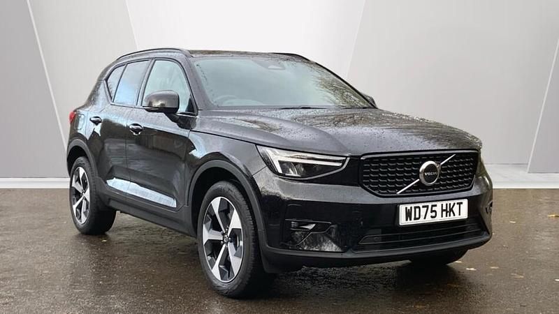 New 2025 Volvo XC40 Plus SUV | £34,988 (Super price) - Image 1/3