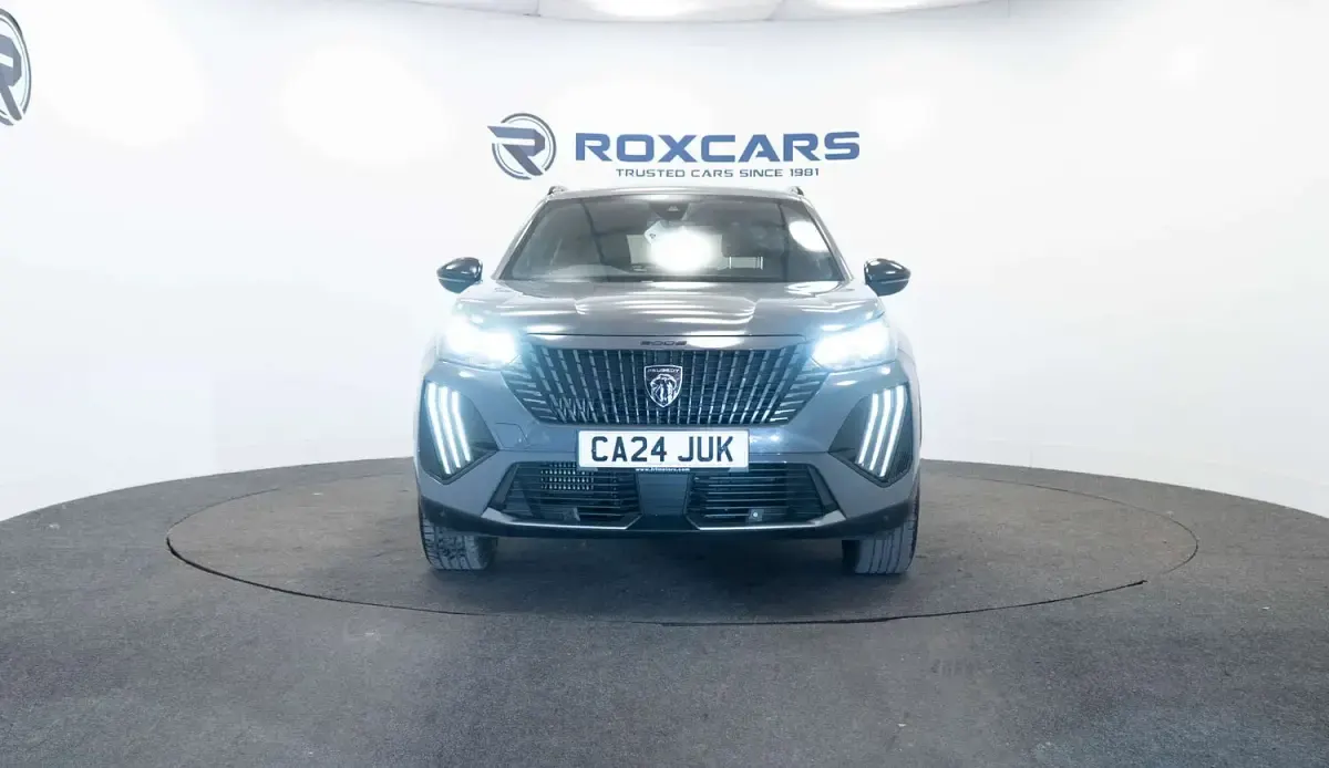 Used Peugeot 2008 Allure 131 HP (96 kW) 2024 Grey SUV