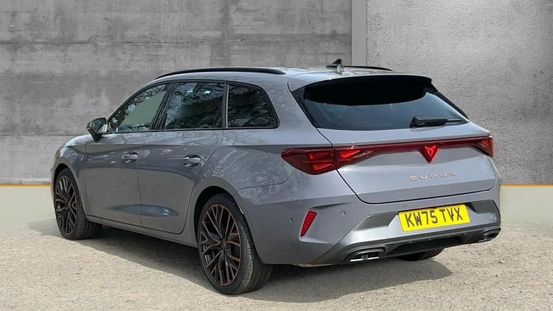 New Cupra Leon 150 HP (110 kW) 2026 Graphene grey