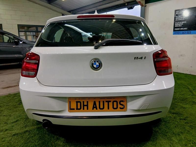 Used BMW 114 Sport Line 2014 White Hatchback