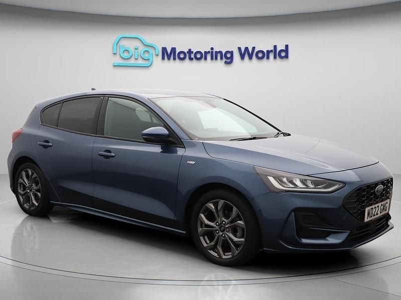 Blue Used 2022 Ford Focus ST-Line Hatchback | £15,200 (Fair price) - Image 1/4