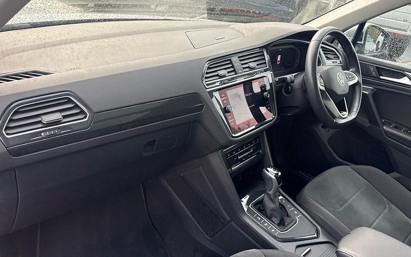 Begagnad VW Tiguan Elegance 150 HK (110 kW) 2023 SUV
