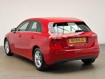 Used Mercedes A180 SE 136 HP (100 kW) 2019 Red Hatchback