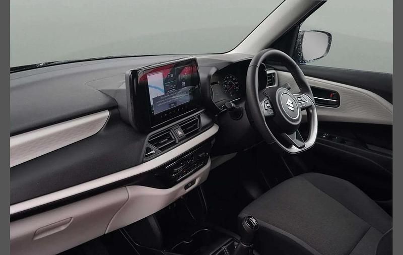 Used Suzuki Swift 80 HP (58 kW) 2024 Black Hatchback