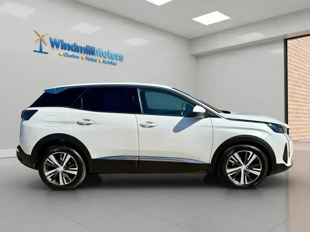 Second-hand Peugeot 3008 Allure 131 CP (96 kW) 2021 Alb SUV