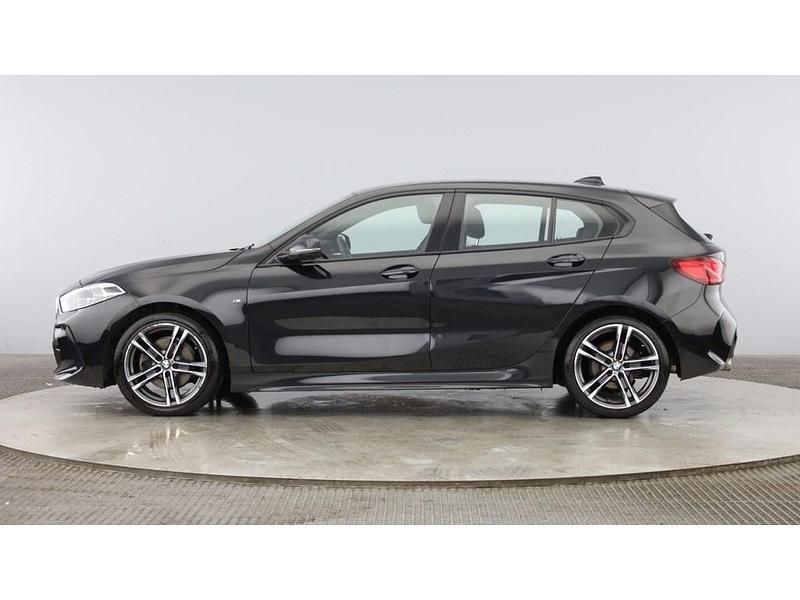 Used BMW 118 M Sport 136 HP (100 kW) 2021 Black sapphire Hatchback