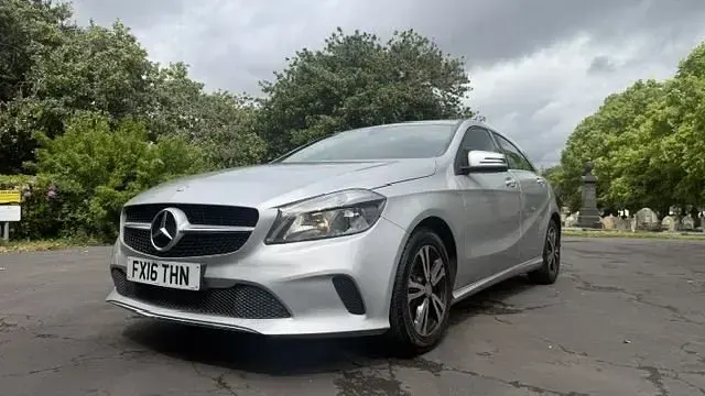 Used Mercedes A180 SE 2016 Silver Hatchback