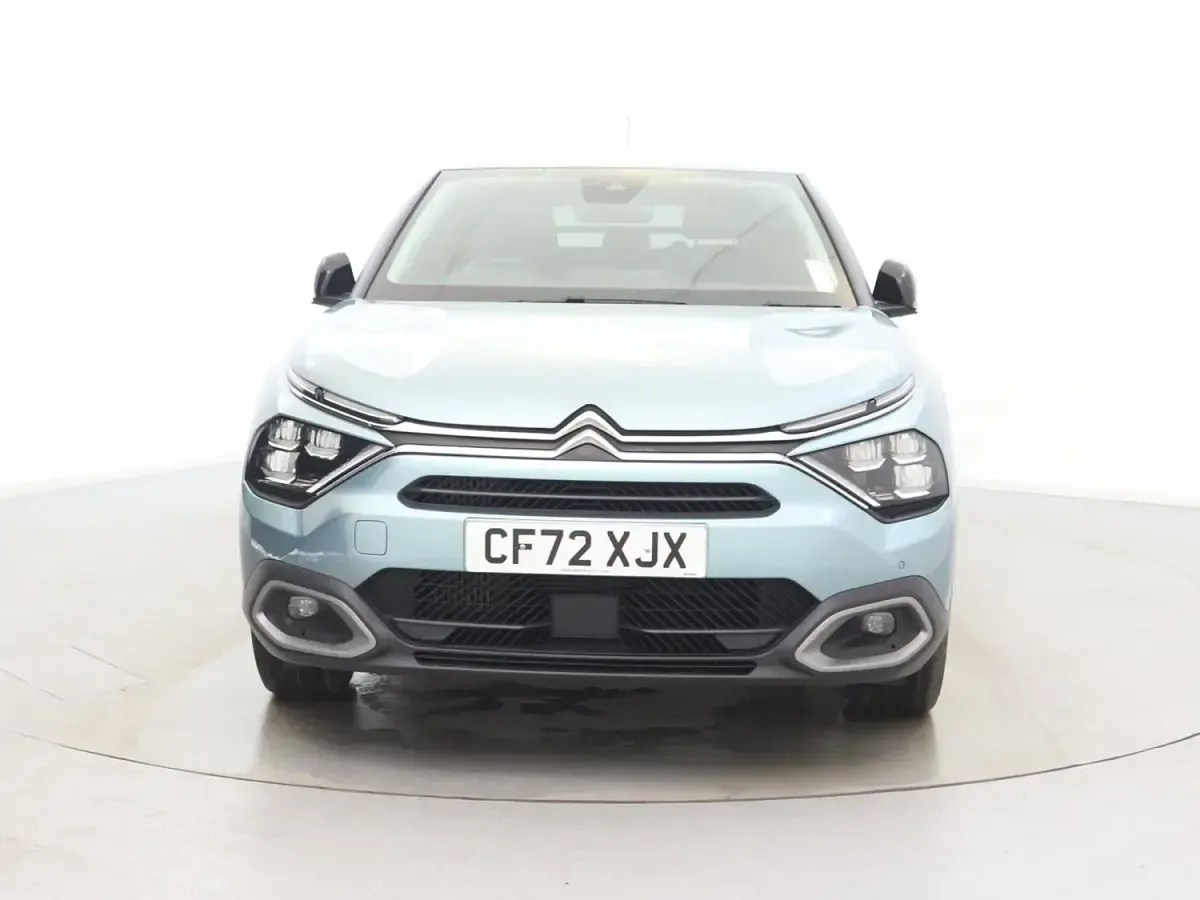 Używany Citroën C4 PureTech 155 KM (114 kW) 2023 Niebieski SUV