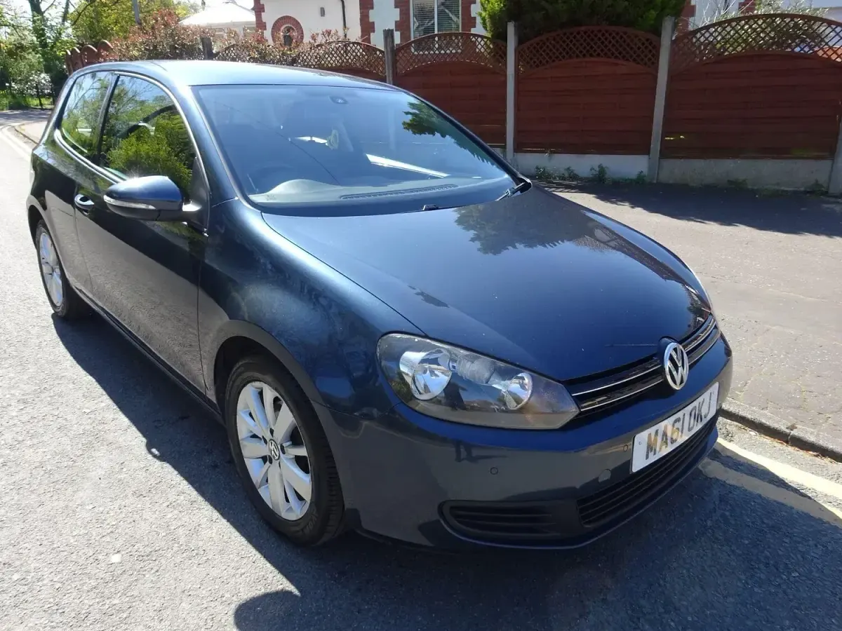 Used VW Golf VI Match 105 HP (77 kW) 2011 Blue Hatchback