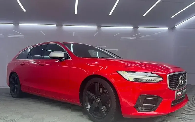 Used Volvo V90 R-Design Pro 235 HP (172 kW) 2018 Estate