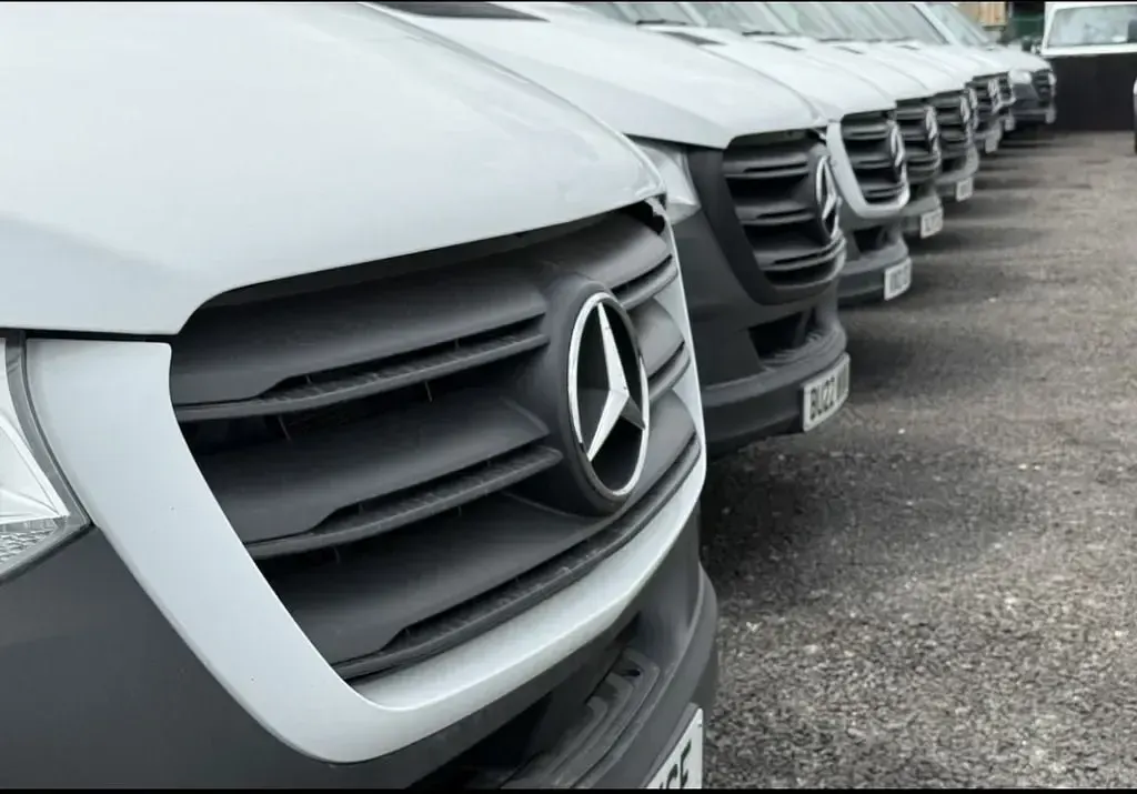 Begagnad Mercedes Sprinter Progressive 2023 Vit Van