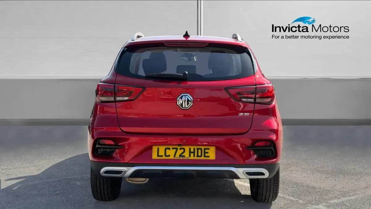 Usado MG ZS Exclusive 106 HP (77 kW) 2022 Vermelho SUV