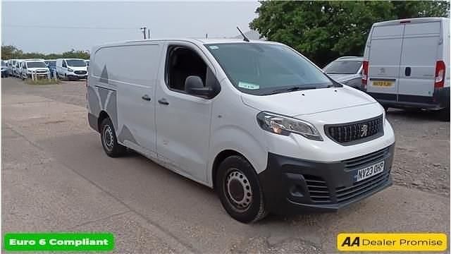 White Used 2023 Peugeot Expert Premium Van | £16,499 (Fair price) - Image 1/4
