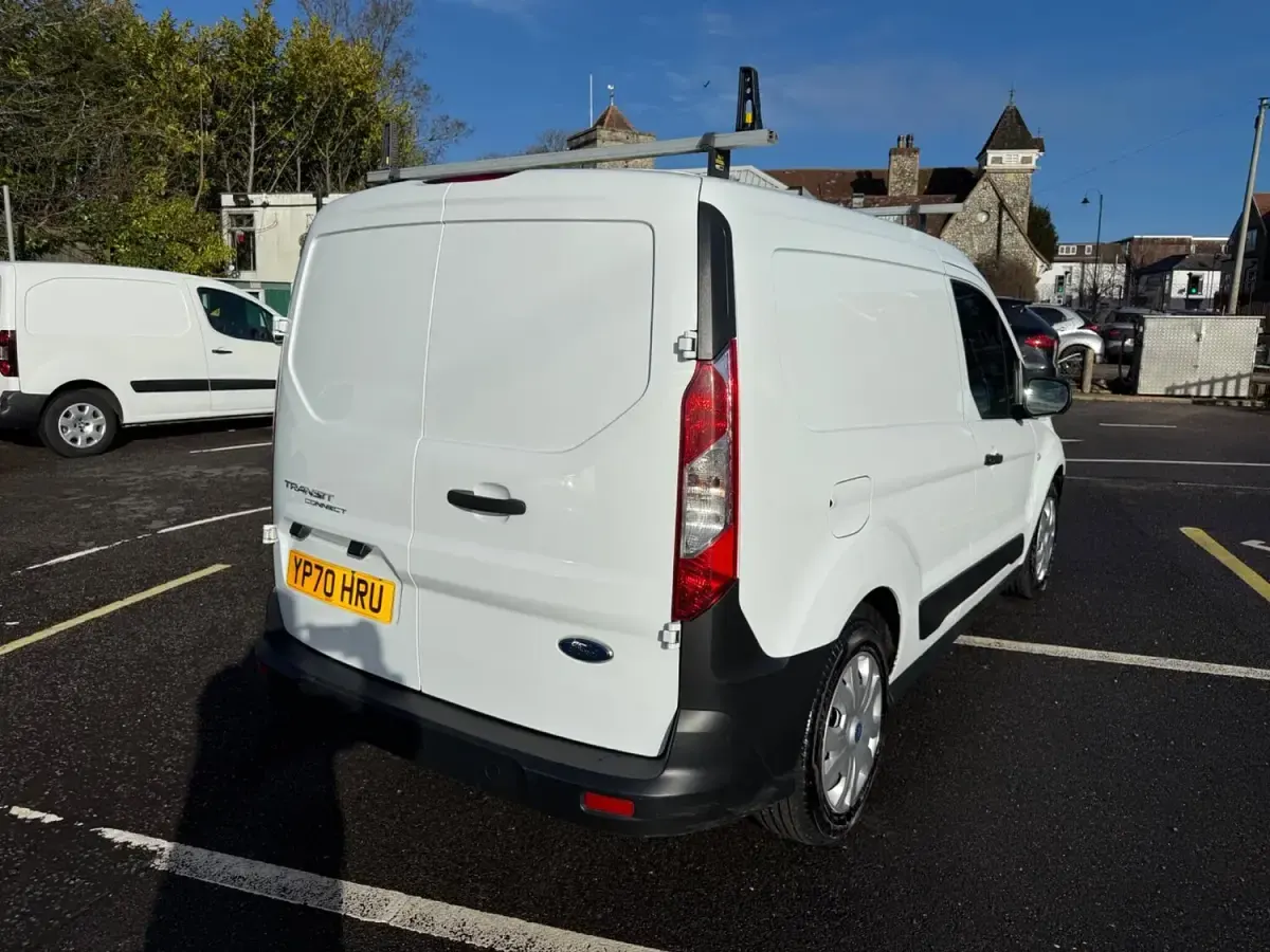 Used Ford Transit Connect 100 HP (73 kW) 2020 White MPV