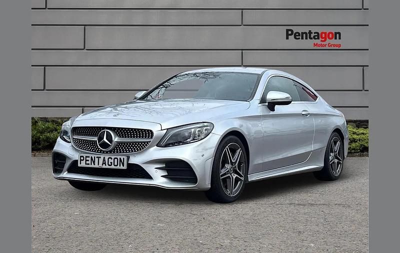 Used Mercedes C200 AMG Line Premium 180 HP (132 kW) 2019 Silver Coupe