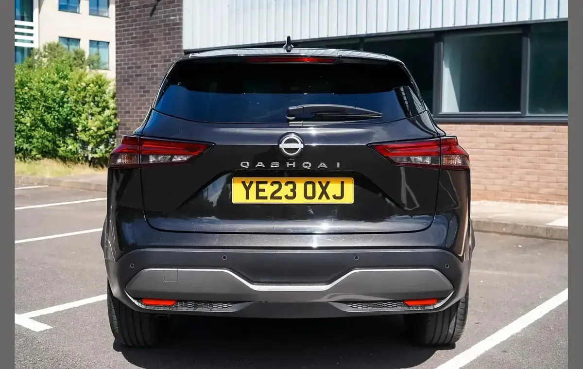 Used Nissan Qashqai N-Connecta 155 HP (114 kW) 2023 Black SUV