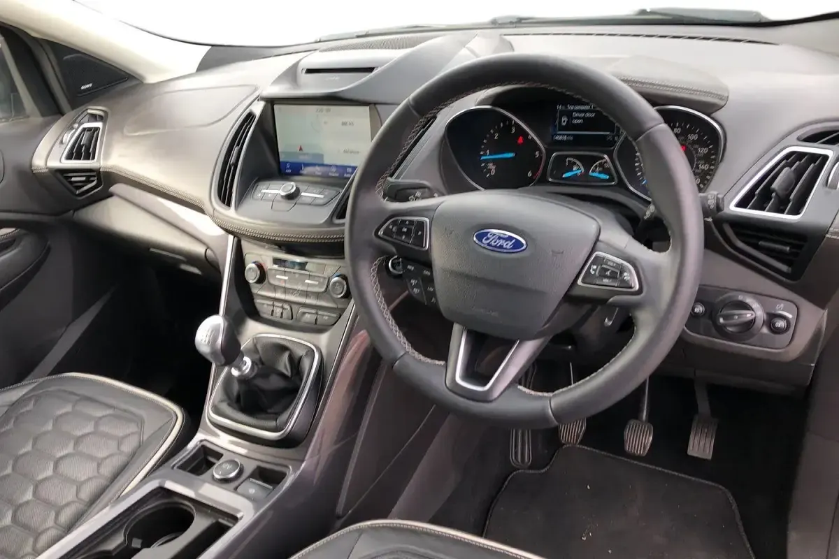 Used Ford Kuga Vignale 180 HP (132 kW) 2019 Black SUV