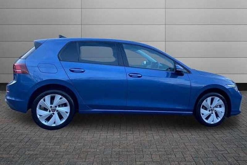 Used VW Golf VIII 204 HP (150 kW) 2025