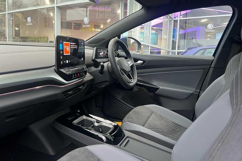 Used VW ID.5 Pro Performance 150 kW (204 HP) 2023 Blue dusk metallic SUV