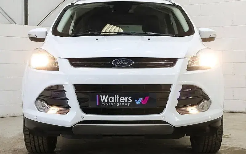 Second-hand Ford Kuga Titanium 182 CP (133 kW) 2016 SUV