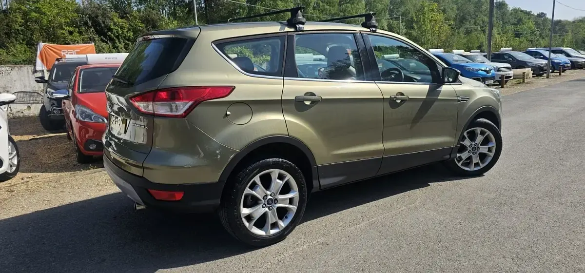 Used Ford Kuga Titanium 163 HP (119 kW) 2013 Green SUV