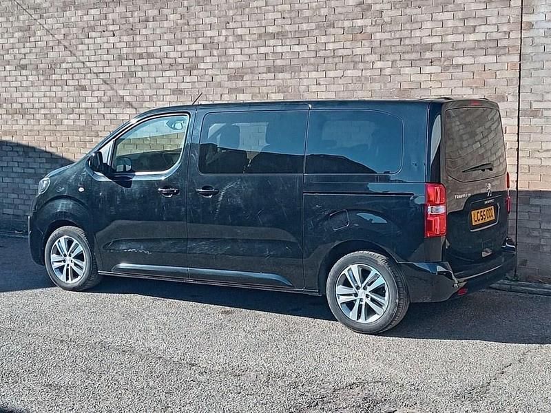 Used Peugeot Traveller Active 180 HP (132 kW) 2021 Black MPV