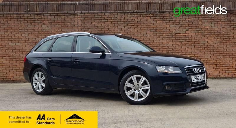 Used Audi A4 Advanced 2011 Blue Estate