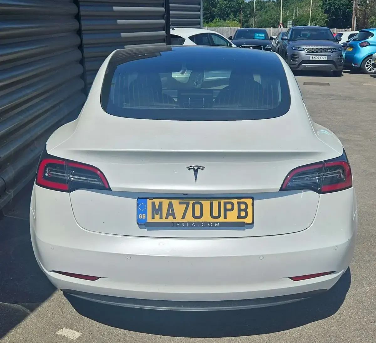 Used Tesla Model 3 Standard Range 366 kW (498 HP) 2020 White Sedan