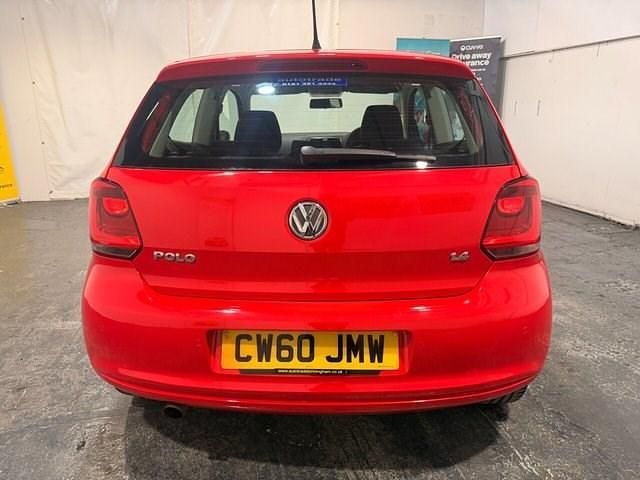 Used VW Polo SE 85 HP (62 kW) 2011 Red Hatchback