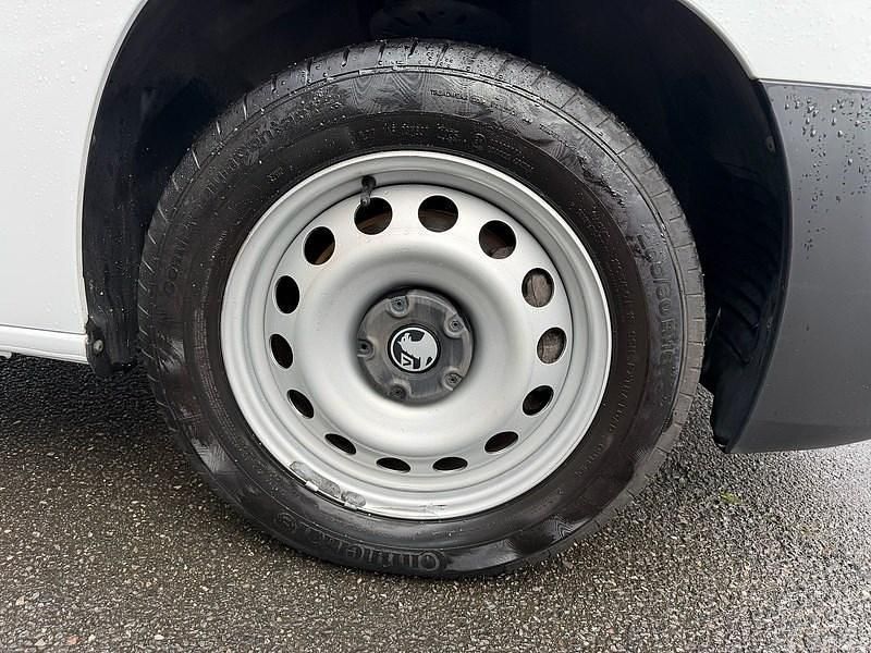 Used Vauxhall Combo 101 HP (74 kW) 2024 White Van