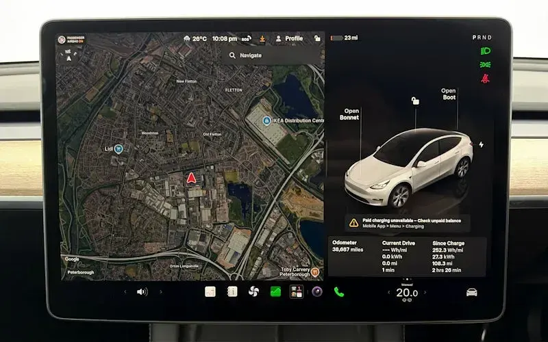 Used Tesla Model Y Long Range AWD 372 kW (507 HP) 2022 White SUV