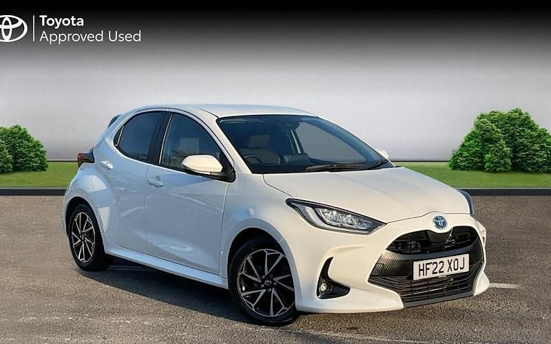 Used Toyota Yaris Hybrid Design 116 HP (85 kW) 2026 Hatchback