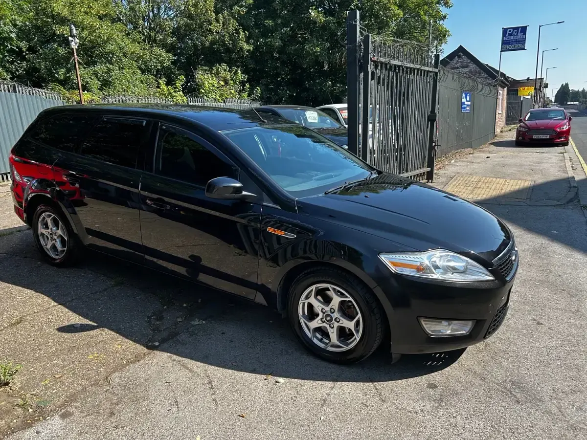 Used Ford Mondeo Zetec 123 HP (90 kW) 2009 Black Estate
