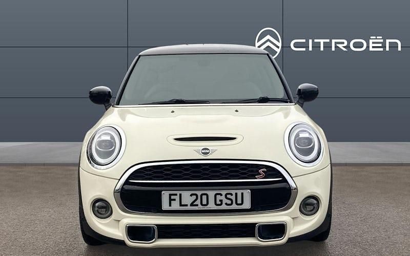 Used Mini Cooper S Exclusive 192 HP (141 kW) 2020 White Hatchback