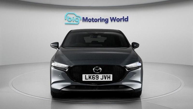 Used Mazda 3 Inclusive 122 HP (89 kW) 2020 Grey Hatchback