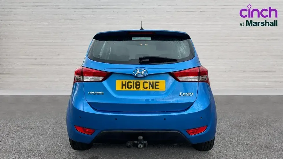 Used Hyundai ix20 SE 125 HP (91 kW) 2018 Blue Hatchback