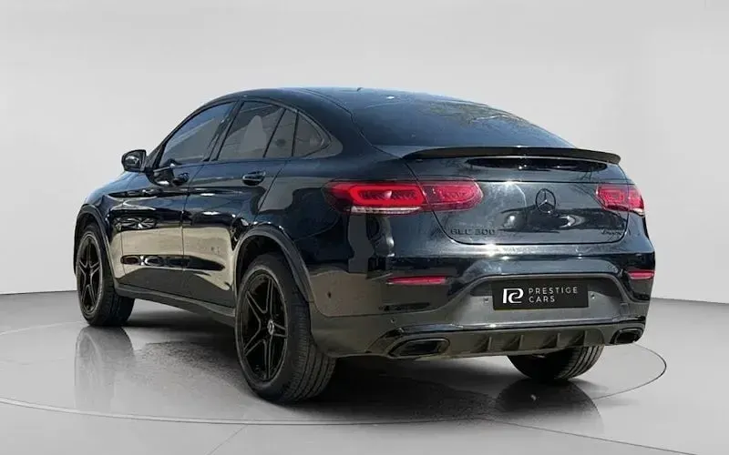 Used Mercedes GLC300 AMG line 258 HP (189 kW) 2023 Black SUV