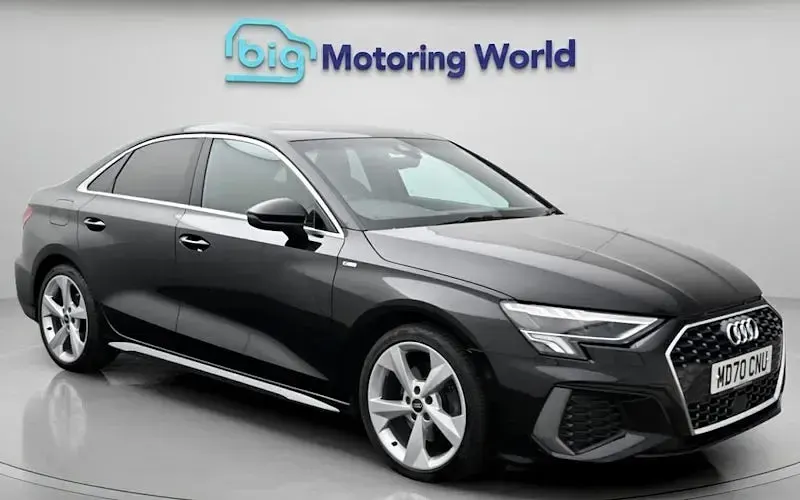 Begagnad Audi A3 S-Line 110 HK (80 kW) 2024 Sedan