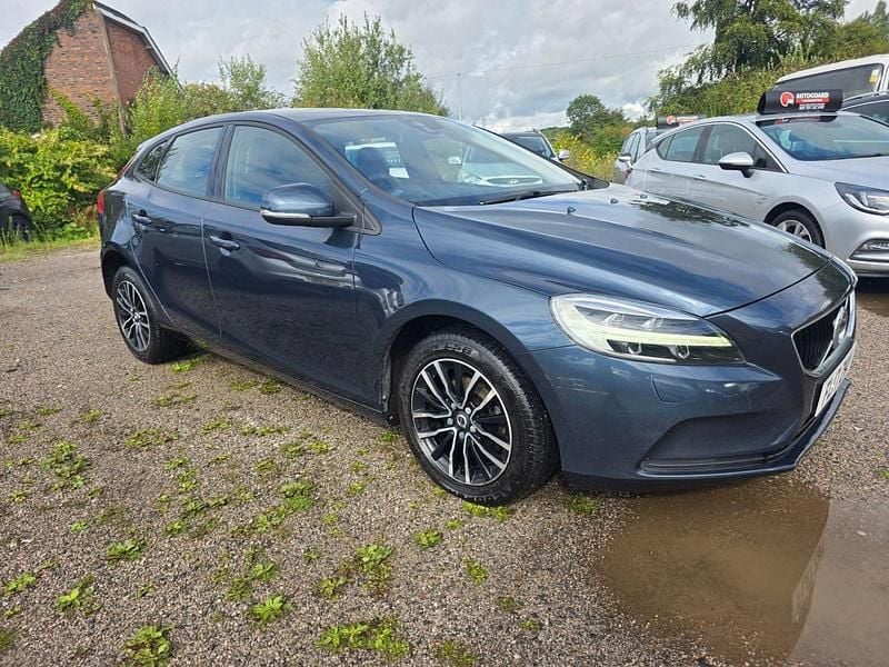 Blue Used 2017 Volvo V40 Momentum Estate | £7,190 (Fair price) - Image 1/4