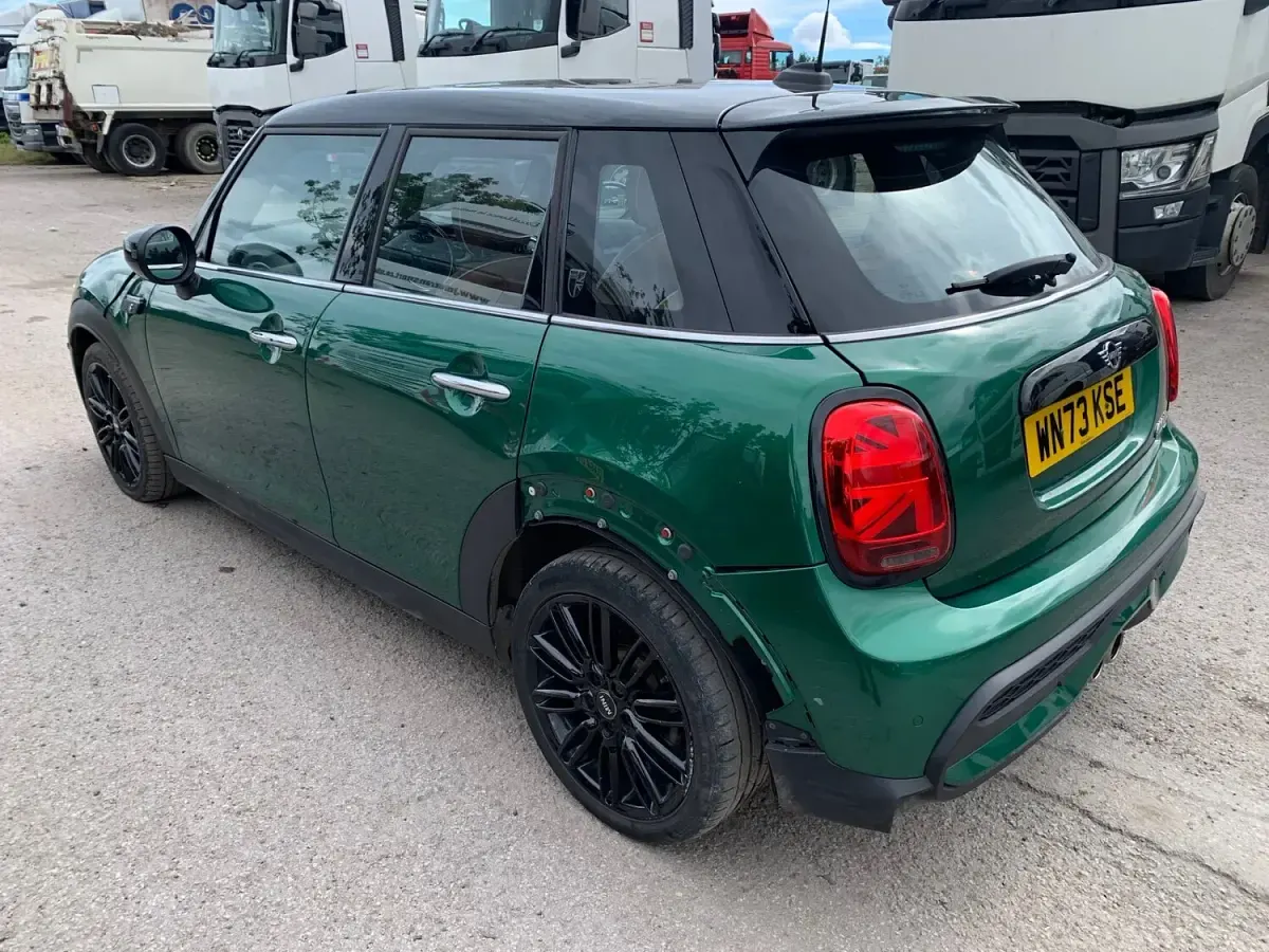 Used Mini Cooper S Exclusive 2023 Green Hatchback