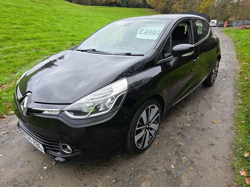 Used Renault Clio IV Dynamique 2014 Black Hatchback