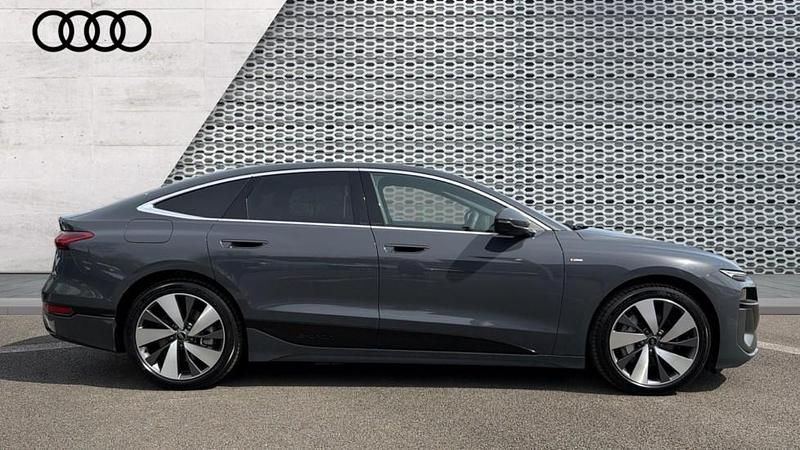 Nouă Audi A6 e-tron S-Line 269 kW (367 CP) 2025 Gri Break