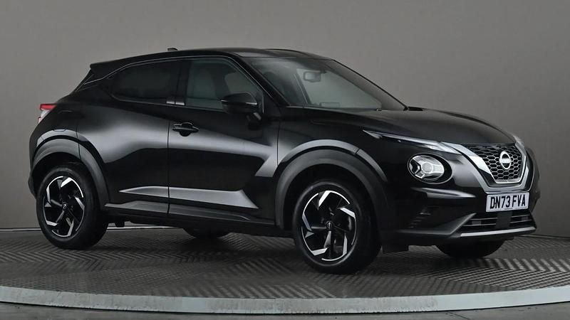 Black Used 2024 Nissan Juke N-Connecta SUV | £12,998 (Fair price) - Image 1/4