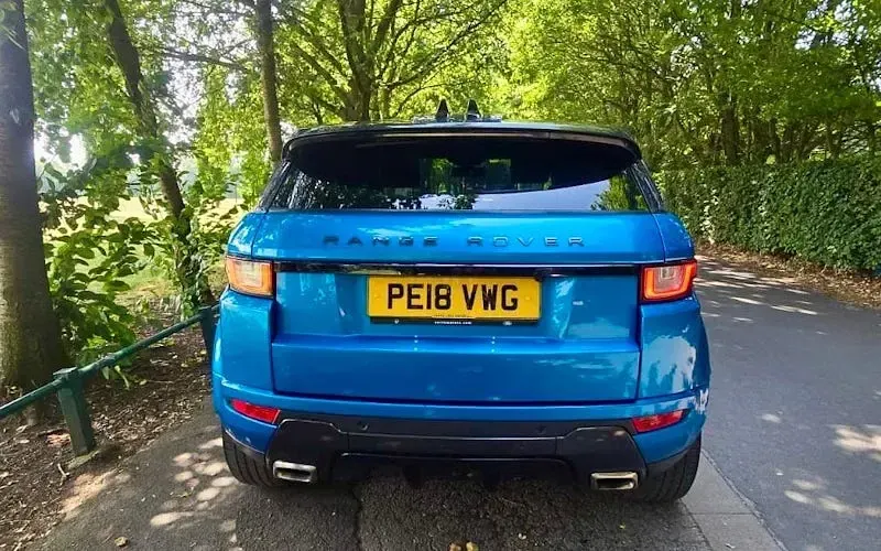Used Land Rover Range Rover evoque Landmark 179 HP (131 kW) 2018 Blue SUV