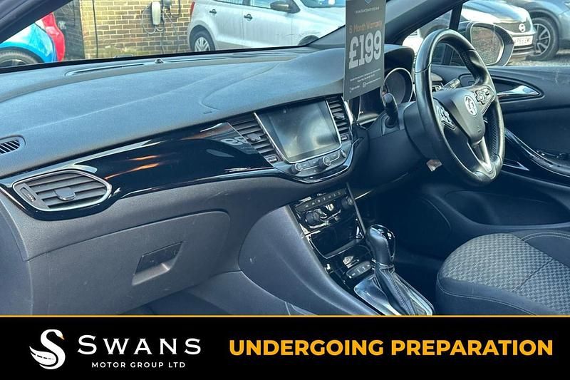 Used Vauxhall Astra SRi 150 HP (110 kW) 2017 Black Hatchback