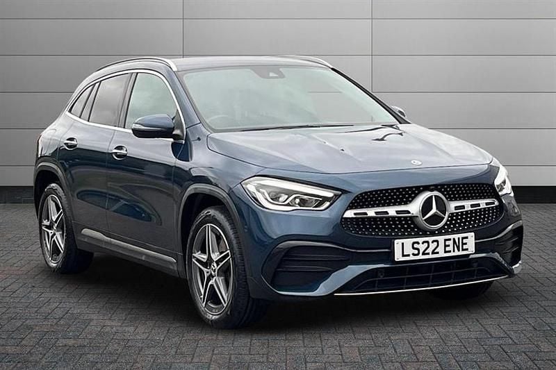 Denim blue Used 2022 Mercedes GLA250 Premium SUV | £28,990 (A bit pricey) - Image 1/4